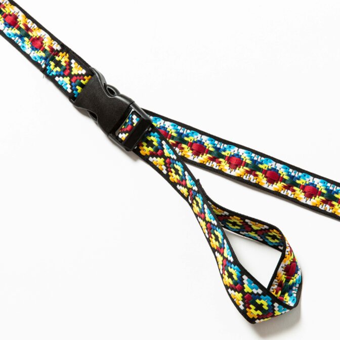 光る　明かり　キャンプ　ハンギングロープ