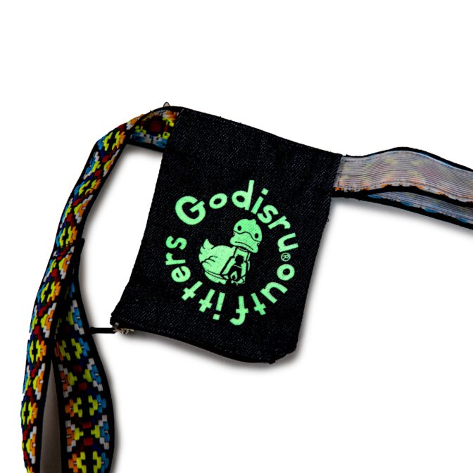 光る　明かり　キャンプ　ハンギングロープ