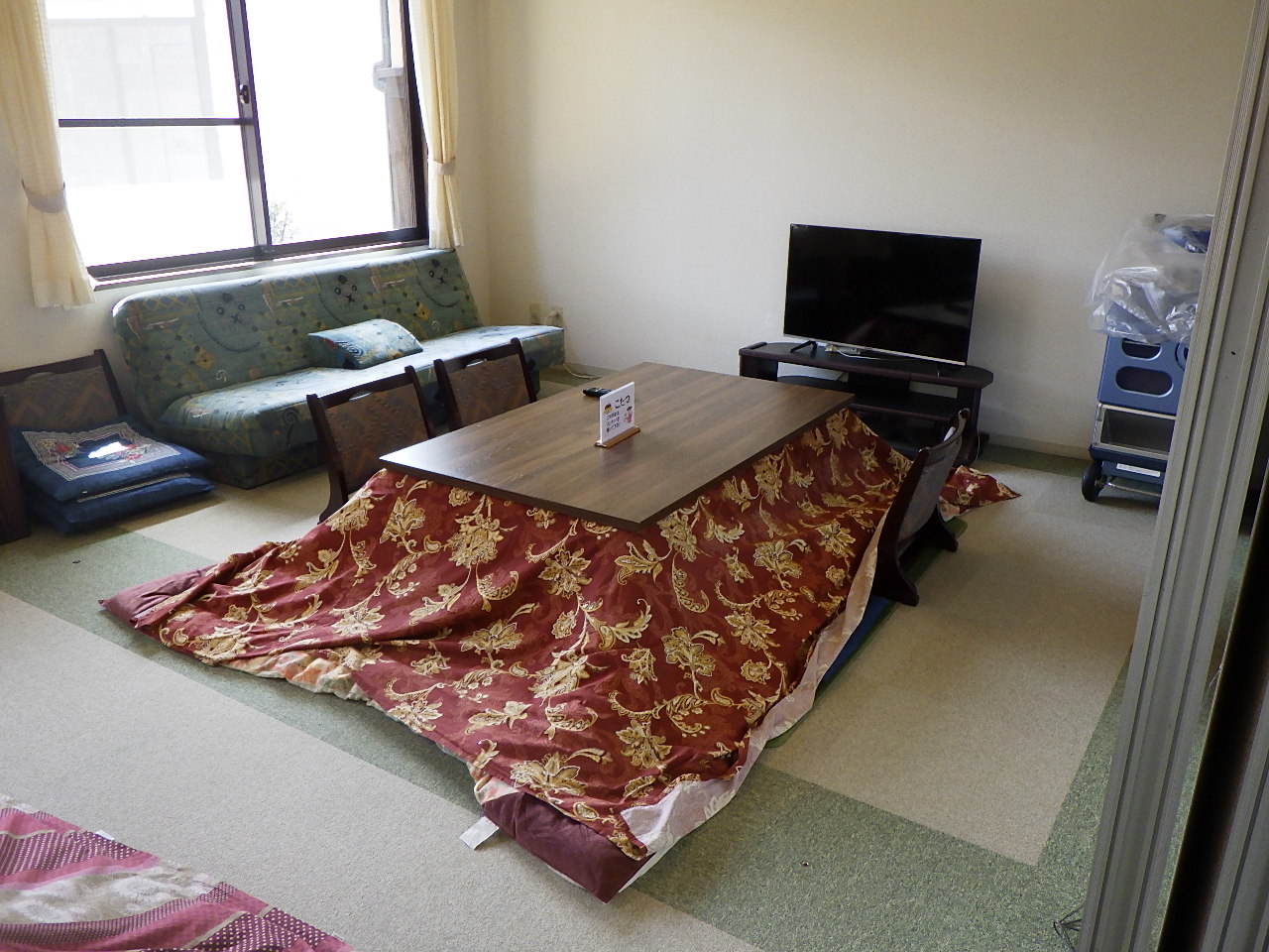 小菅の湯　こたつ