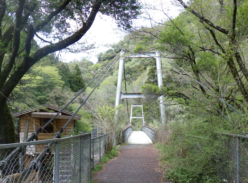 青野原　牧馬橋
