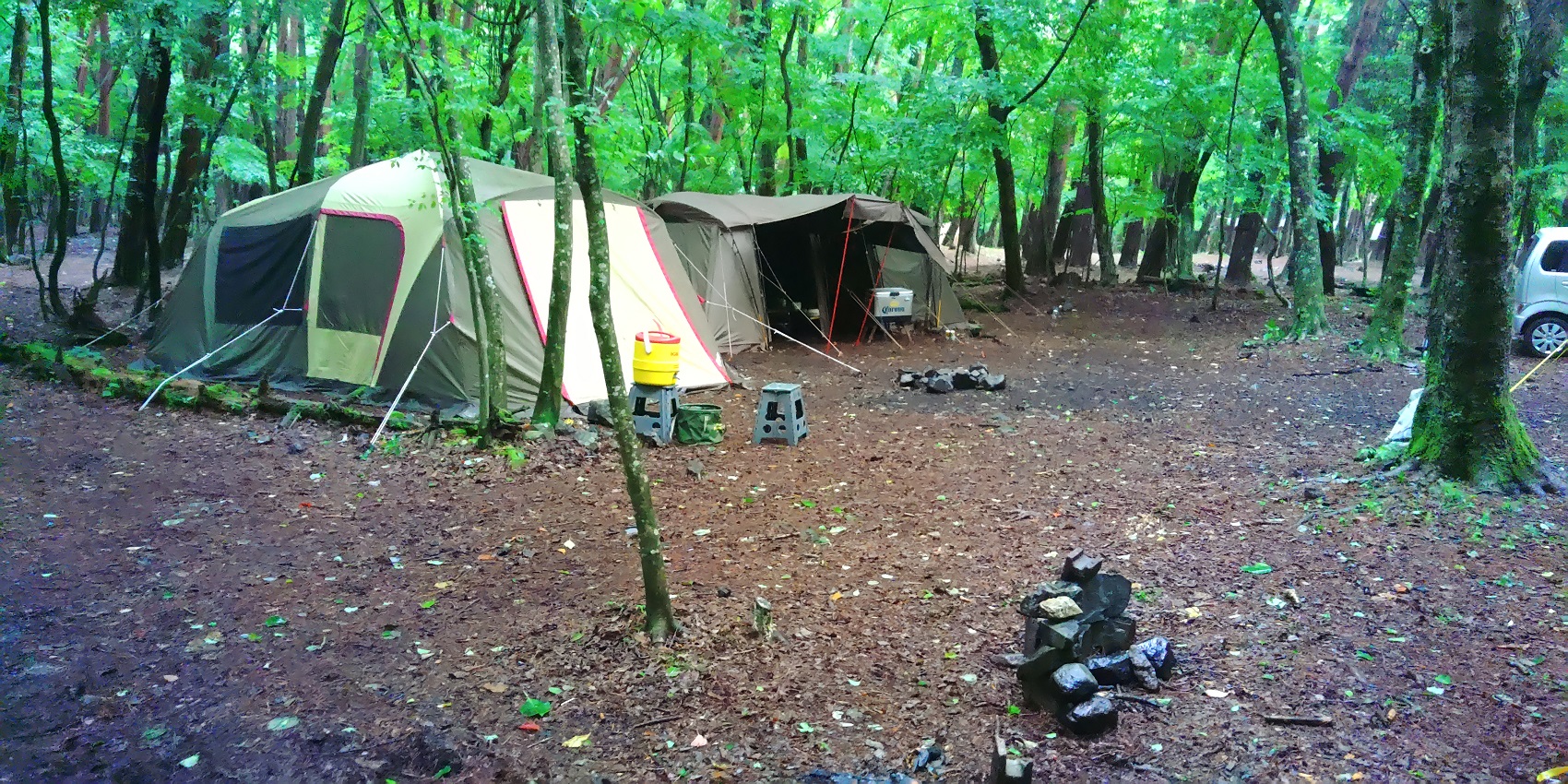 洪庵キャンプ場　テント村