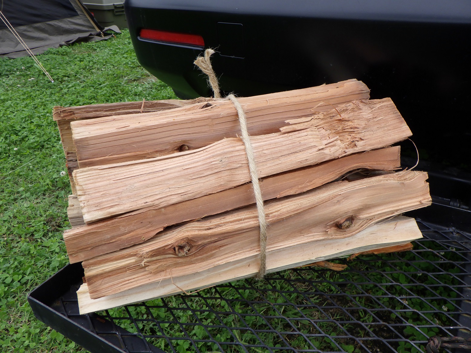 成田スカイウェイBBQ 薪