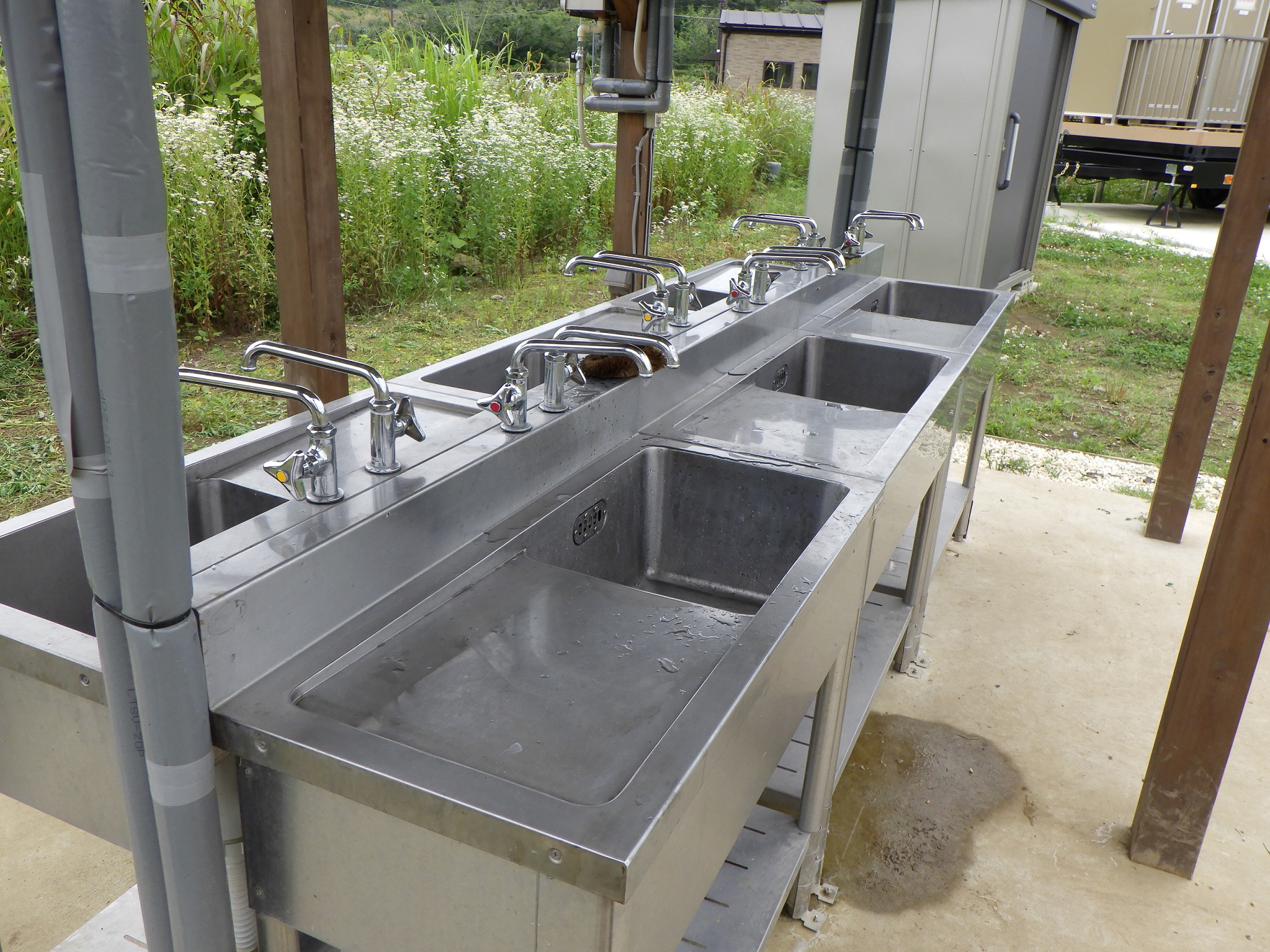 成田スカイウェイBBQ 洗い場