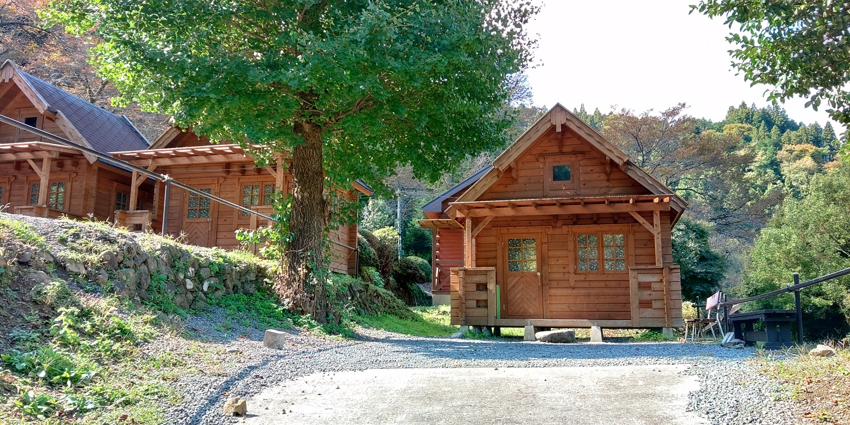 青根キャンプ場 バンガロー