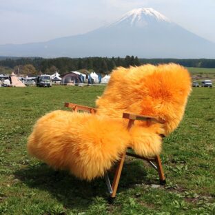 売れ筋アイテムラン リアルファー（羊）BEIGEチェアカバー※Kermit Chair（カーミット テーブル・チェア・ハンモック