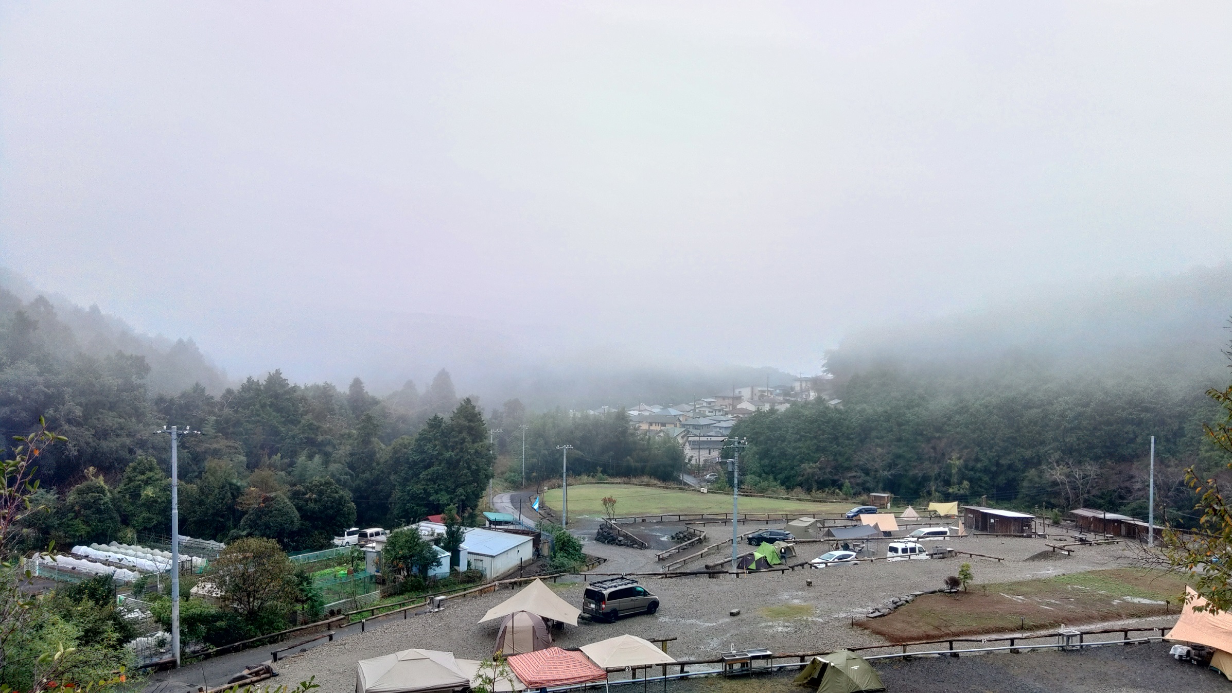 キャンプ場フィール