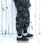 Godisruデニムパンツ